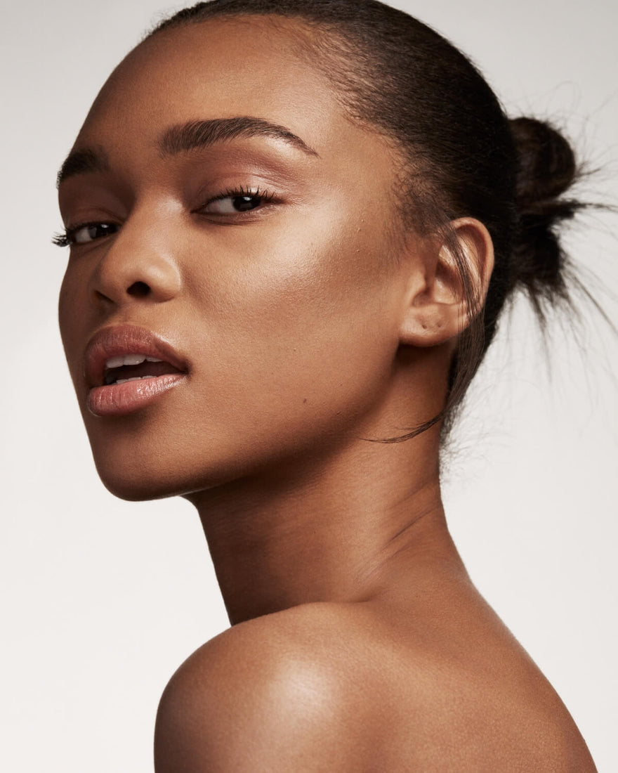 Model with all fenty face products.